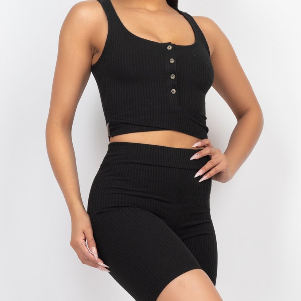 Women's Button Scoop Neck Crop Top & Biker Shorts, 2 Piece Set.